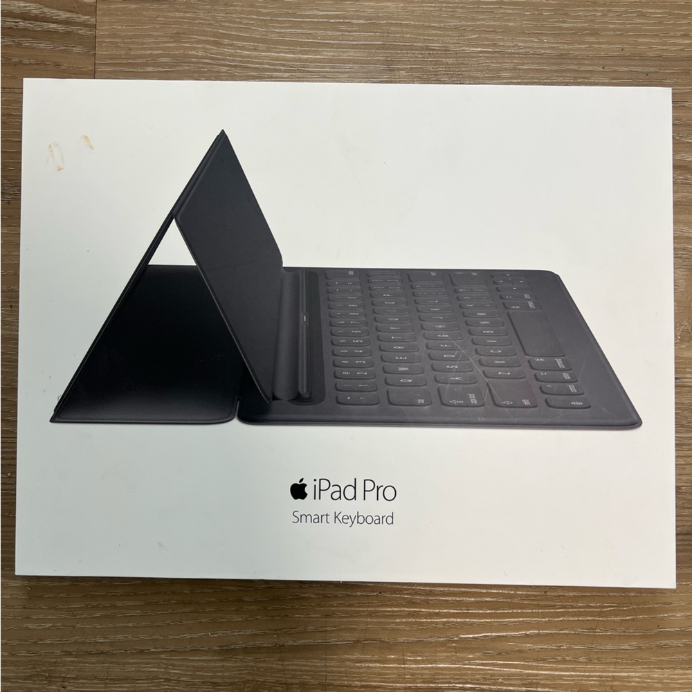 Apple iPad Pro Smart Keyboard - Black
